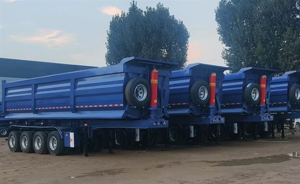 Self-unloading Rear-tipping Trailer